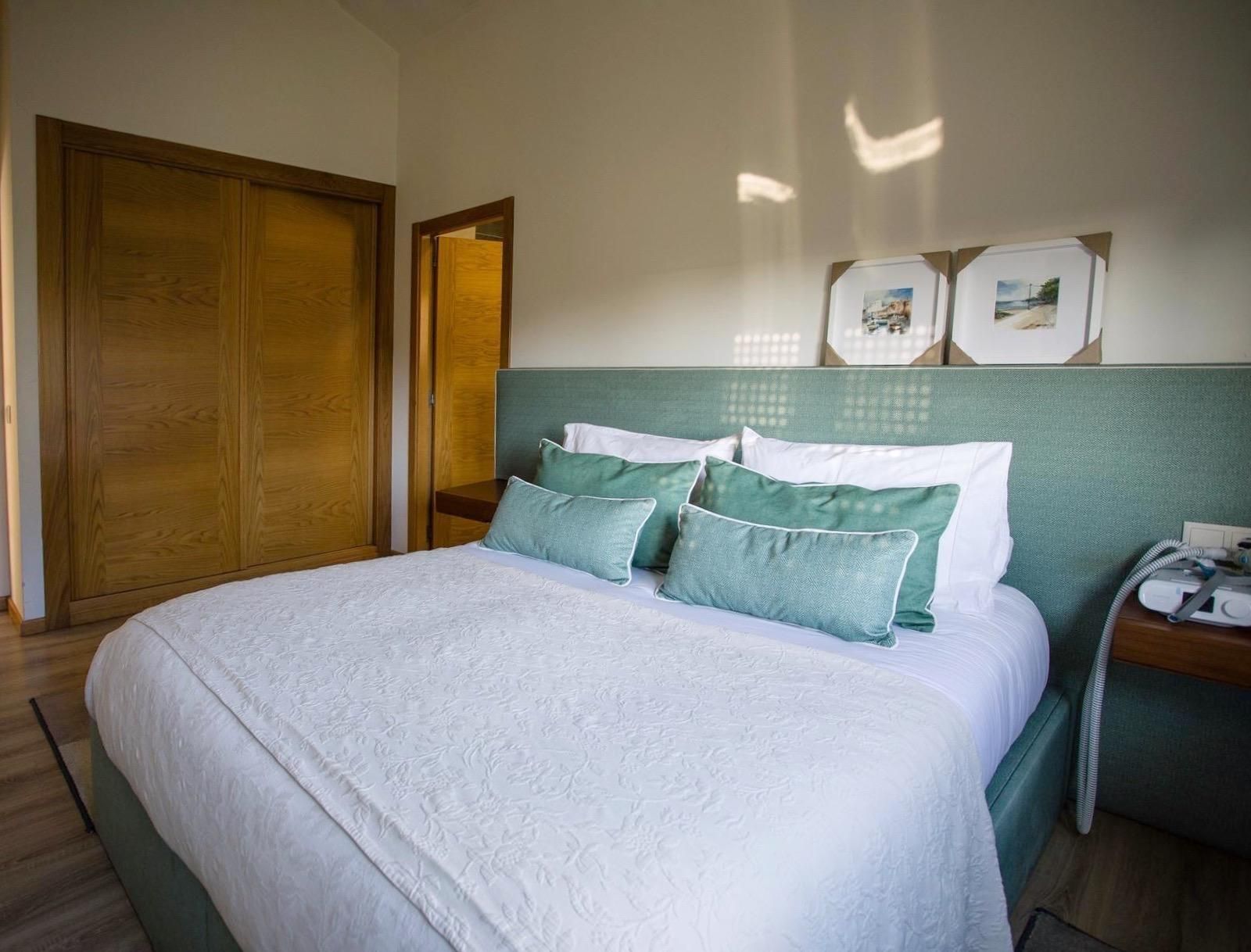 Dormitori de Casa o xalet en venda en Pontevedra Capital  amb Calefacció