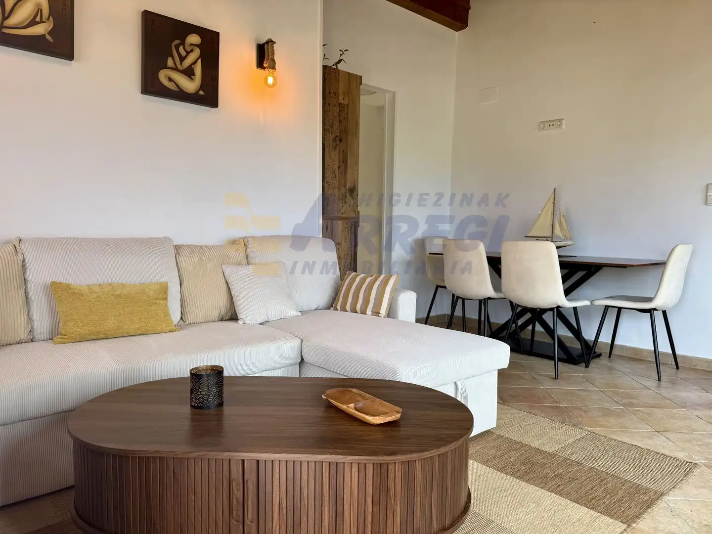 Sala d'estar de Casa o xalet en venda en Mutriku amb Calefacció, Jardí privat i Traster