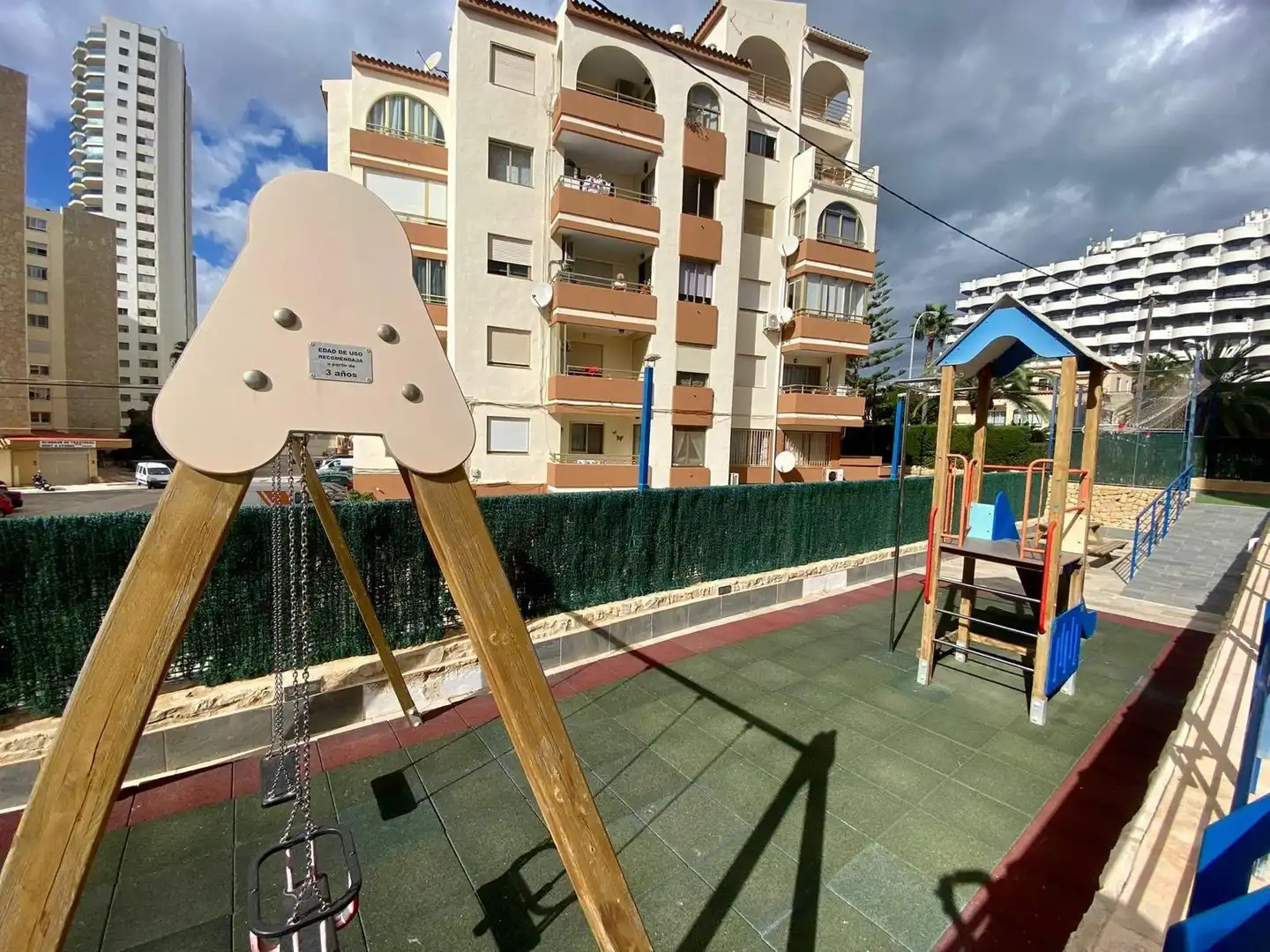 Vista exterior de Apartament en venda en Calpe / Calp amb Terrassa i Piscina comunitària