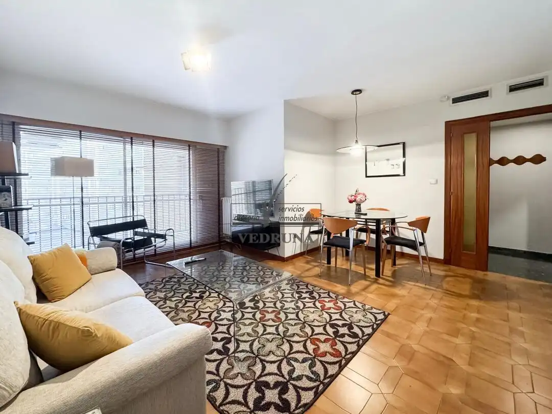 Flat with lift to rent in Avenida de José Anselmo Clavé, imagen 3