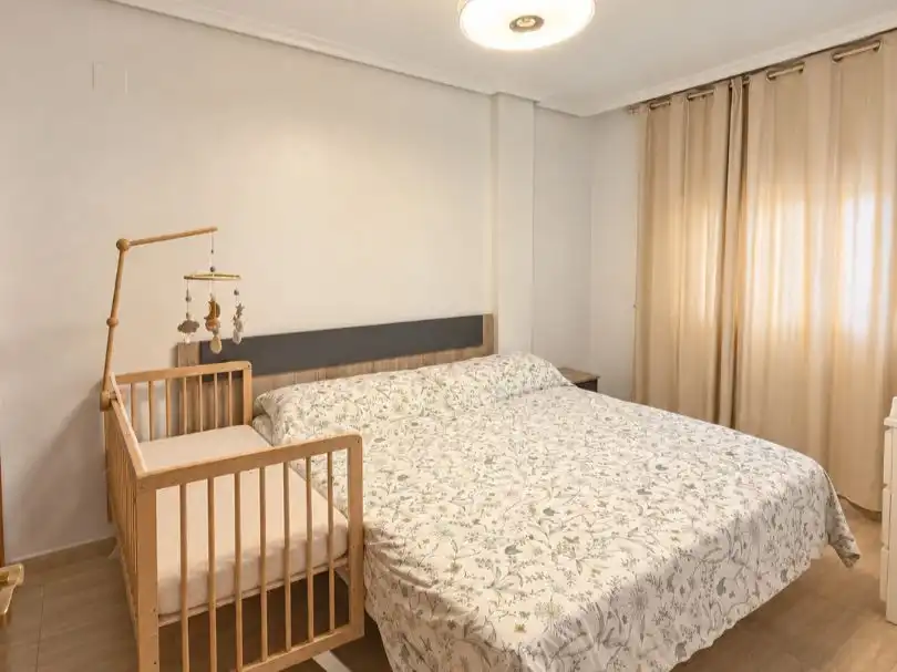 Dormitori de Casa o xalet en venda en Ribera de Molina - Torrealta