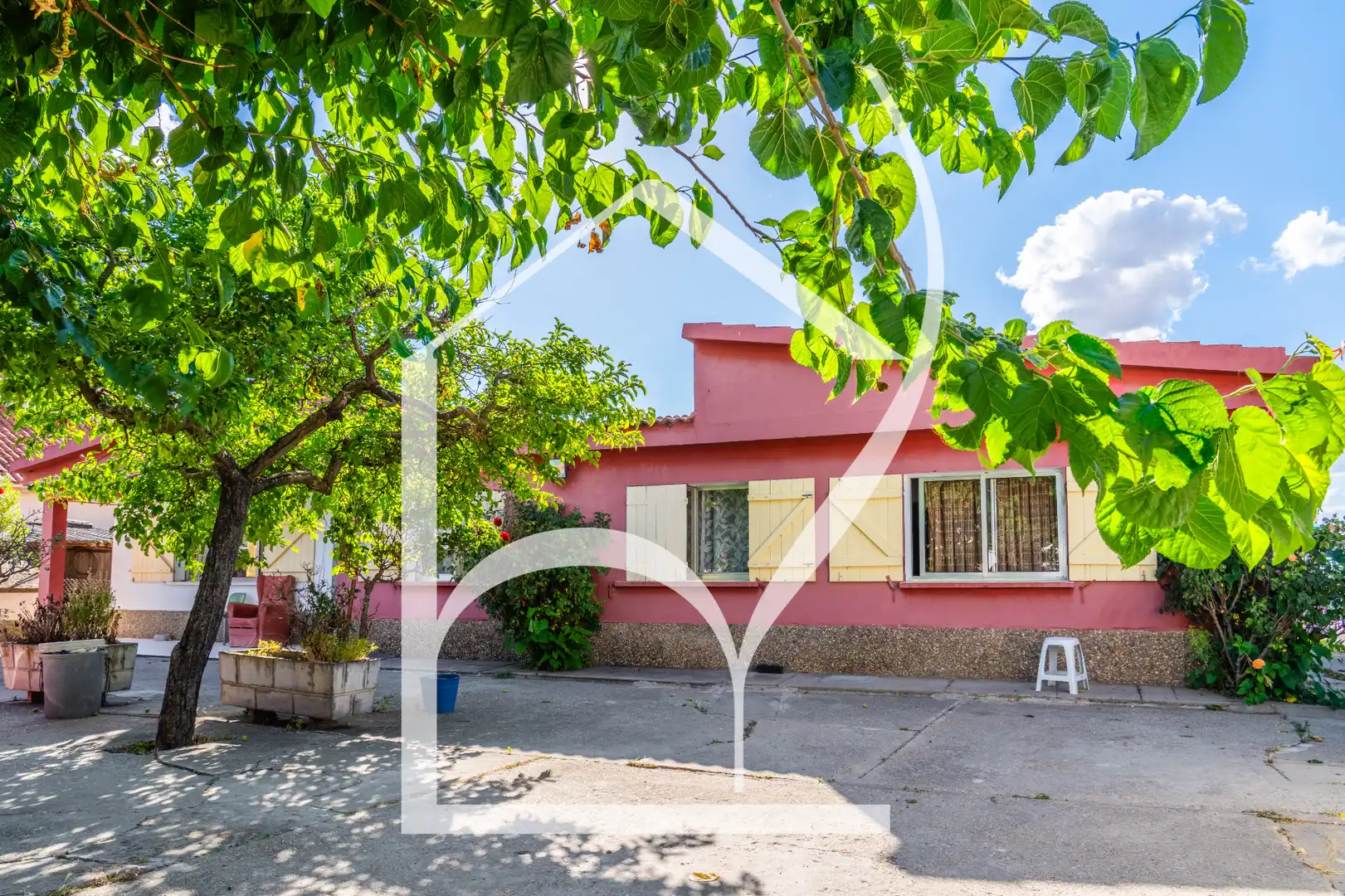 Vista exterior de Finca rústica en venda en Calvarrasa de Abajo amb Aire condicionat, Terrassa i Traster