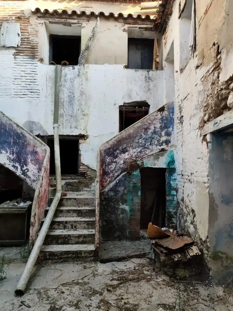 Vista exterior de Casa o xalet en venda en Talavera de la Reina amb Balcó