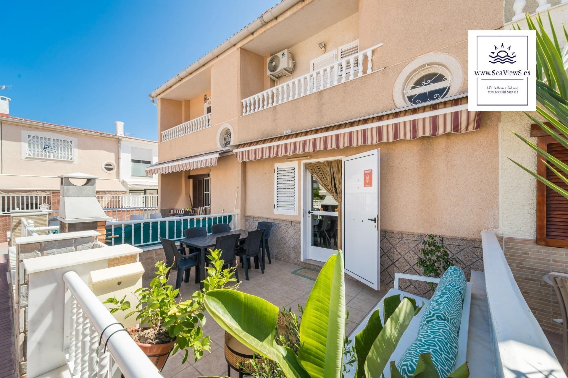 Exterior view of Single-family semi-detached for sale in Torrevieja  with Air Conditioner, Heating and Terrace