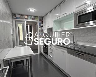 Cuina de Pis de lloguer en Coslada amb Aire condicionat i Calefacció