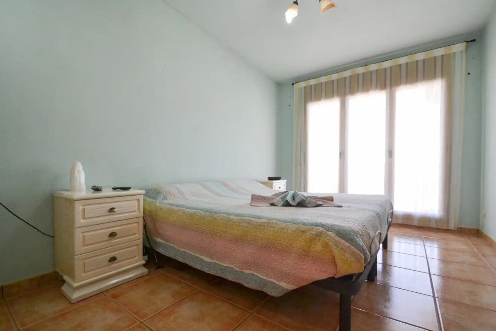 Dormitori de Casa o xalet en venda en Deltebre amb Aire condicionat, Jardí privat i Terrassa