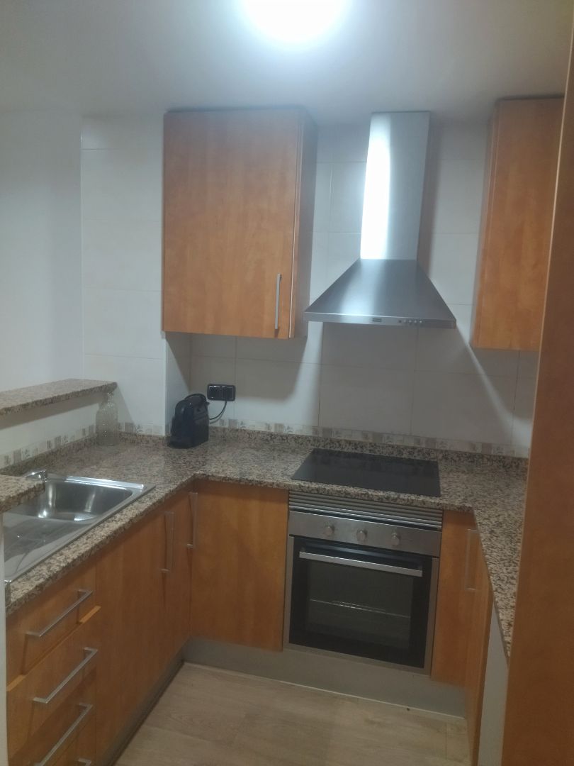 Cuina de Pis de lloguer en Llagostera amb Calefacció i Balcó