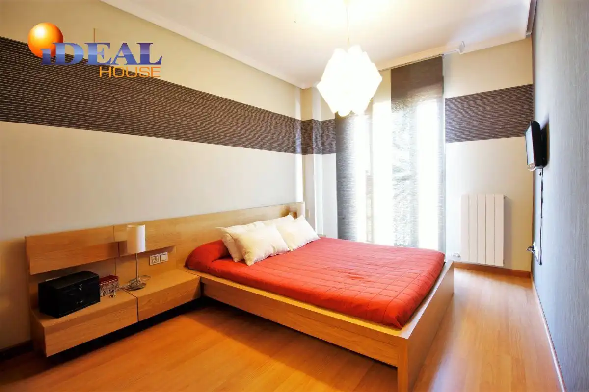 Bedroom of Flat for rent in Maracena  with Heating, Terrace and Furnished
