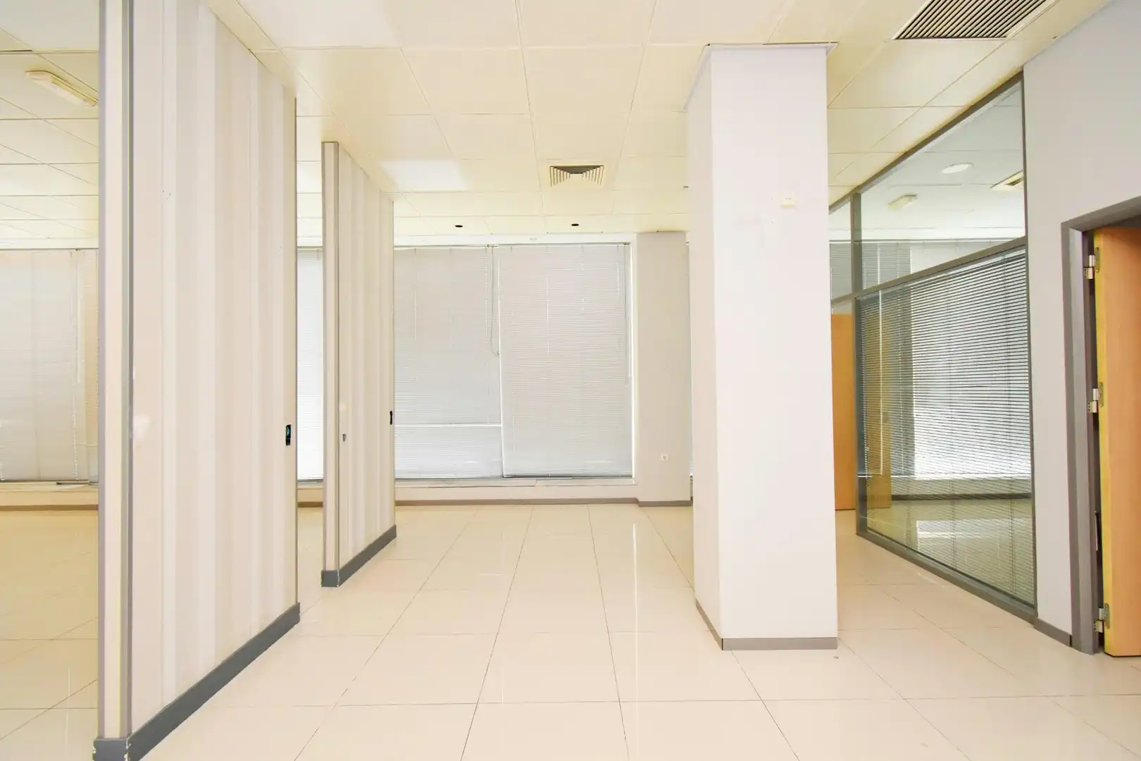 Local comercial en venda a El Ejido Ciudad, imagen 17