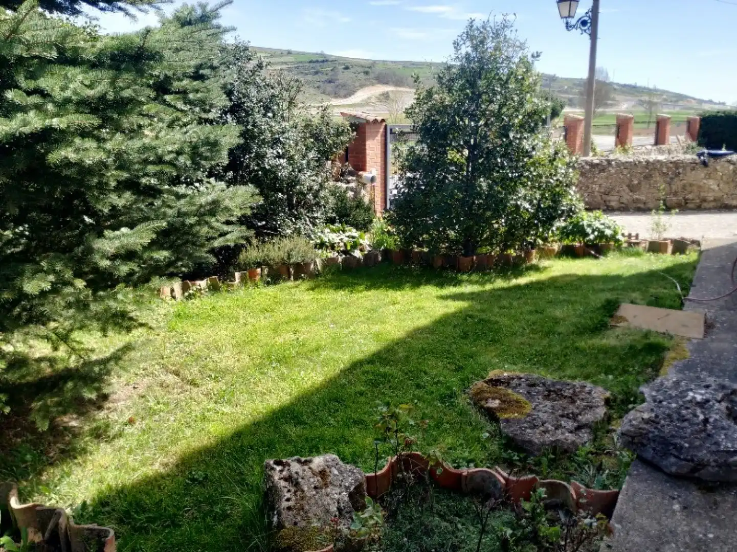 Jardí de Casa o xalet en venda en Valle de Valdelucio amb Calefacció, Jardí privat i Parquet