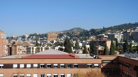 Foto 3 de Piso de alquiler en De América, Cervantes,  Granada Capital