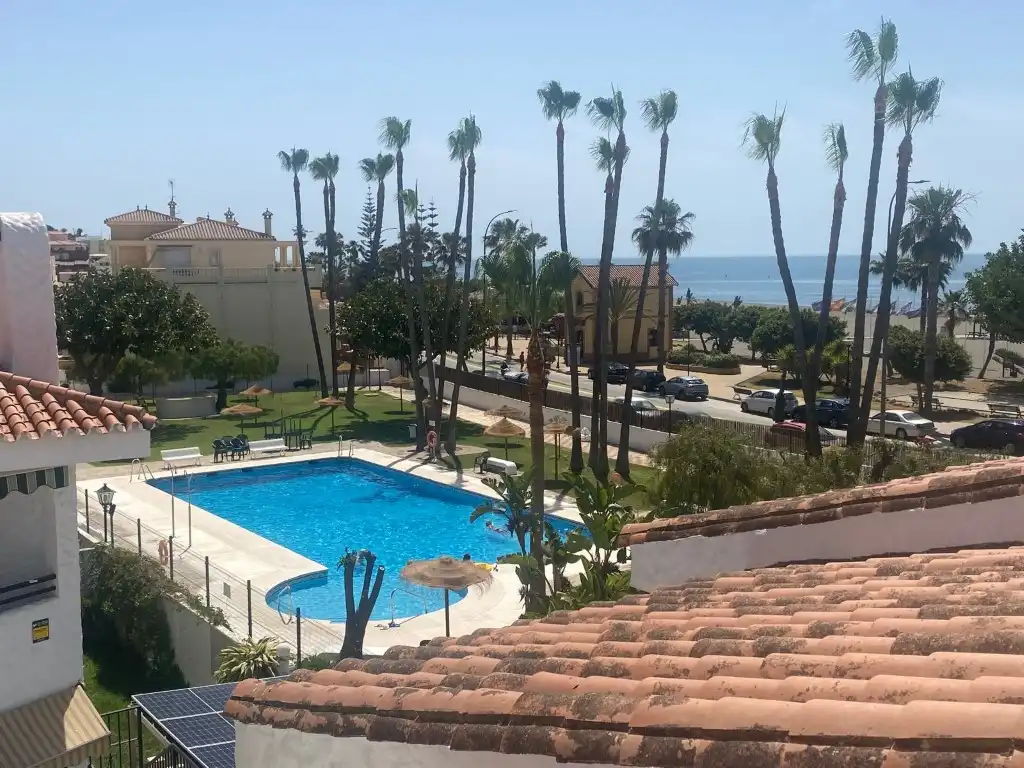Pis amb piscina de lloguer a Urbanizacion Arquillos Los I (Nal.340) (Benajarafe)