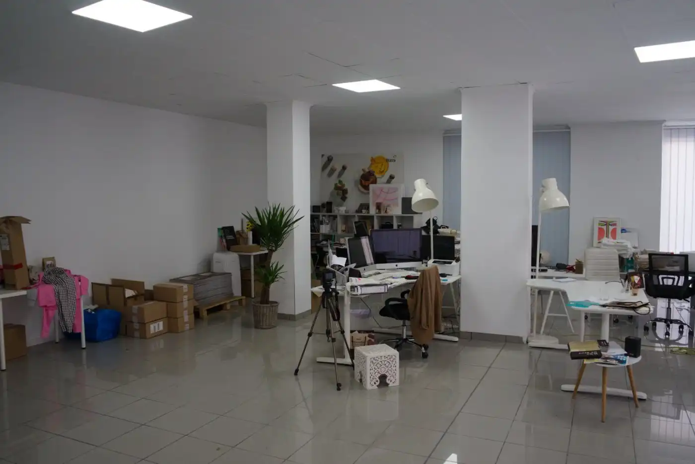 Local en venta en Torrent con Aire acondicionado
