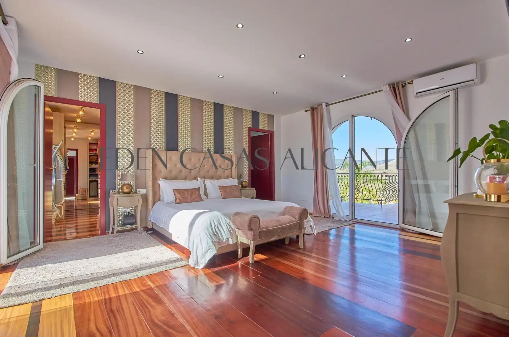 Detached house with pool for sale in Calle Carrasqueta, imagen 44