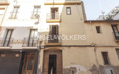 Vista exterior de Casa o xalet en venda en Sant Joan Despí amb Terrassa i Balcó