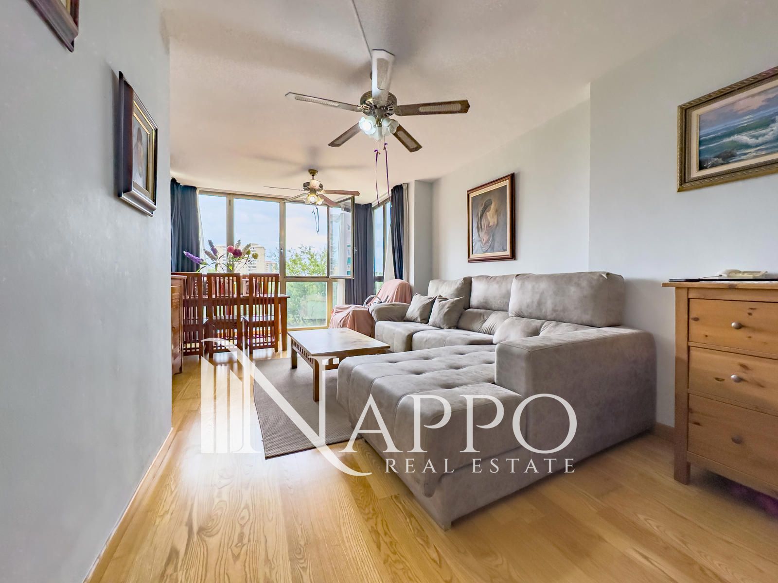 Living room of Flat for sale in  Palma de Mallorca  with Air Conditioner, Heating and Parquet flooring