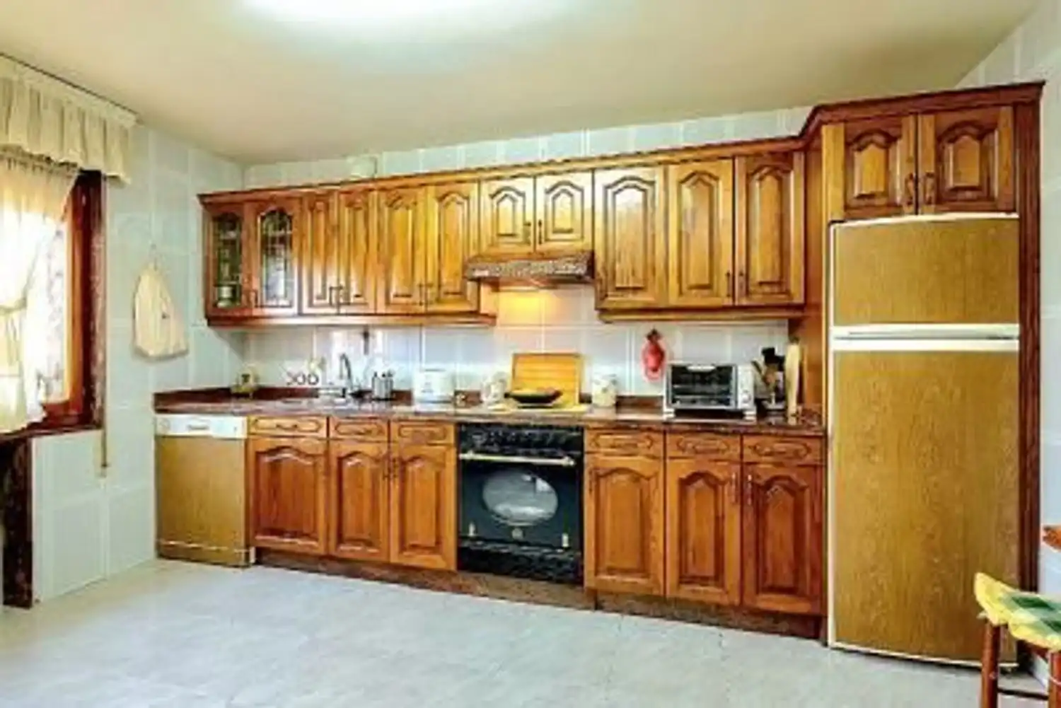 Kitchen of Houses for sale in Bimenes  with Heating, Private garden and Parquet flooring