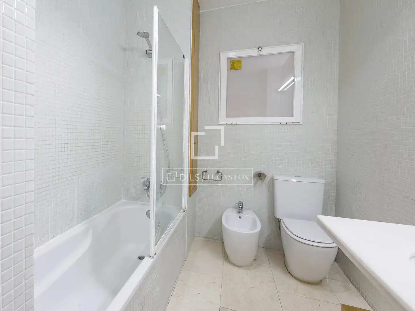 Baño de Piso en venta en Albal con Aire acondicionado, Calefacción y Parquet