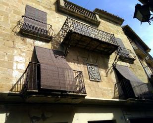 Vista exterior de Casa adosada en venda en Calaceite amb Terrassa i Balcó