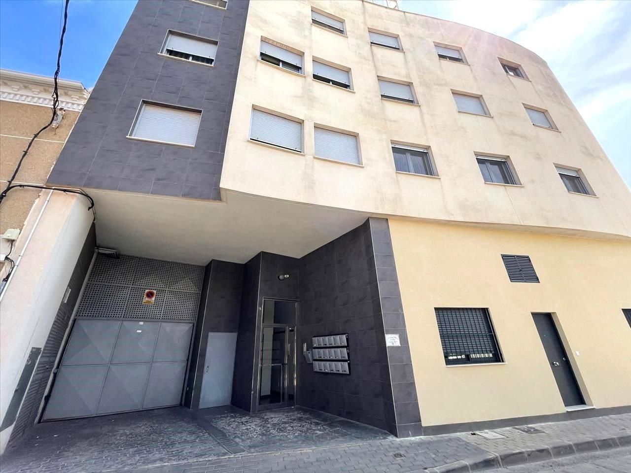 Vista exterior de Trastero en venta en  Murcia Capital