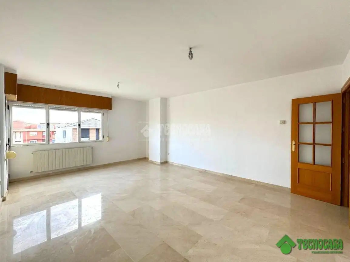 Vista exterior de Piso en venta en Pozo Cañada con Calefacción y Terraza