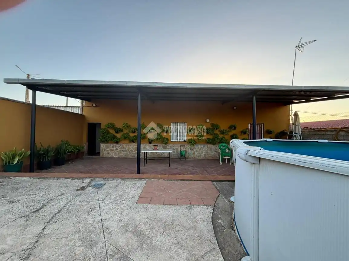 Terrace of Country homes for sale in La Luisiana