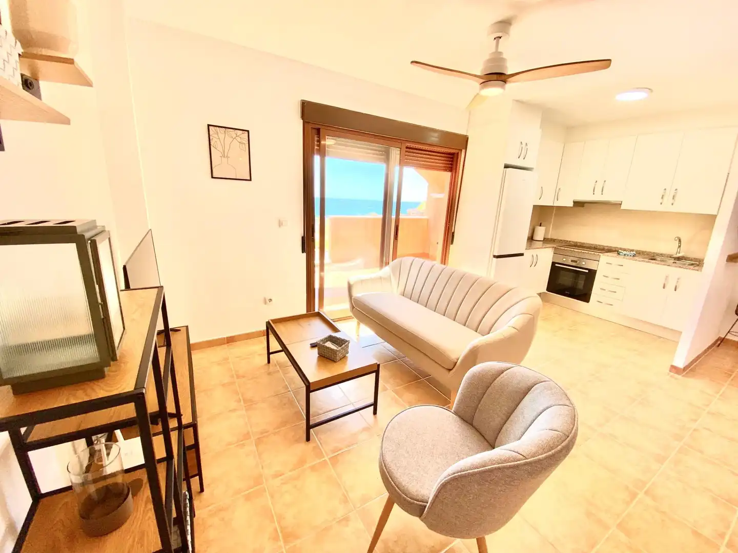 Sala d'estar de Apartament en venda en Cartagena amb Terrassa, Moblat i Piscina comunitària
