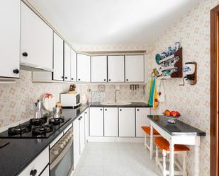 Kitchen of House or chalet for sale in Calicasas  with Terrace and Furnished