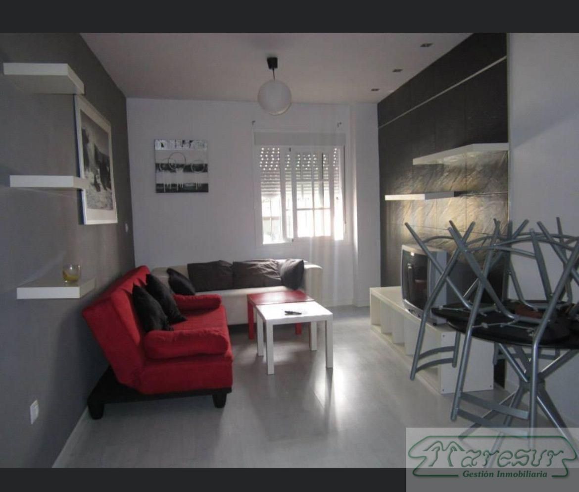 Sala d'estar de Apartament en venda en San Fernando amb Traster i Moblat