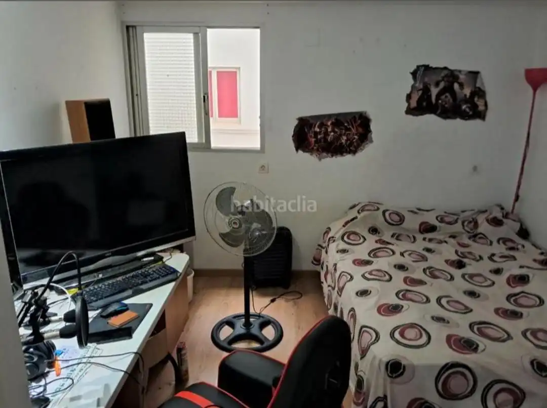Bedroom of Attic for sale in Catarroja  with Air Conditioner, Terrace and Oven
