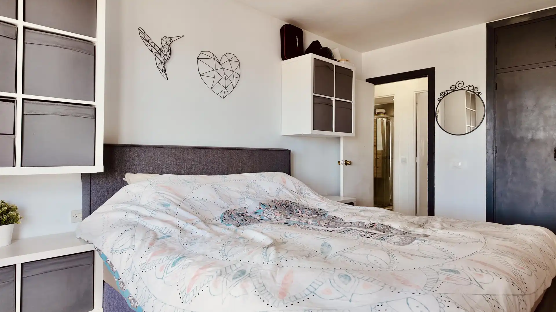 Habitación de Ático en venta en Estepona con Jardín privado y Piscina comunitaria