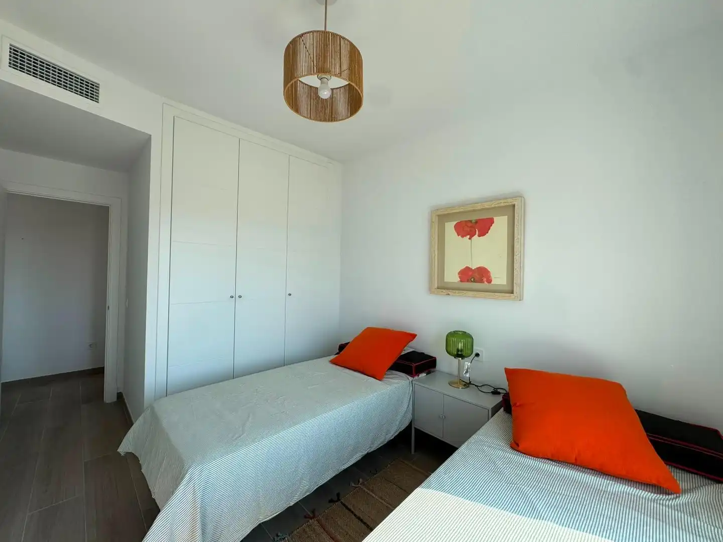 Habitación de Piso en venta en Chipiona con Aire acondicionado, Terraza y Trastero