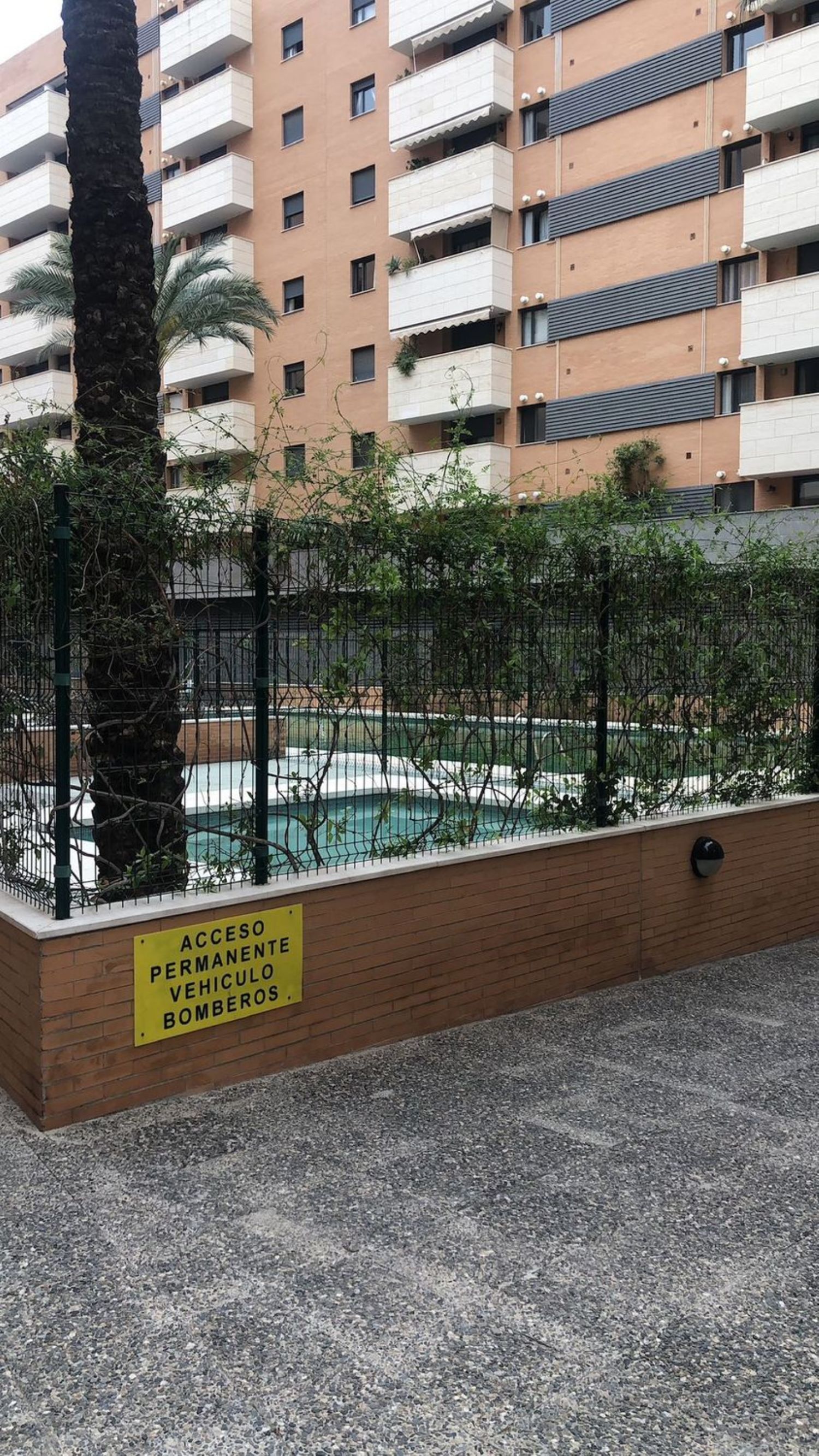 Pis en venda a Parque Ayala - Jardín de la Abadía - Huelín