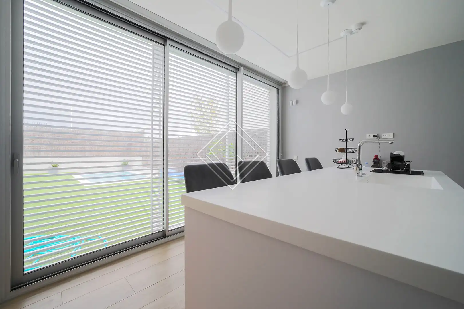 Casa bifamiliare con piscina in vendita a Urbanización La Moraleja, imagen 2