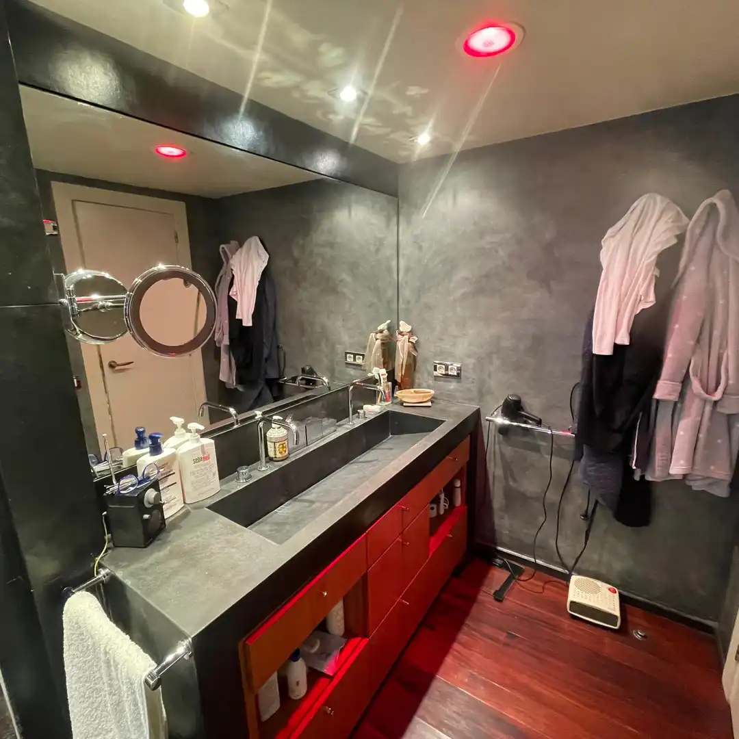 Baño de Piso en venta en Barcelona con Calefacción