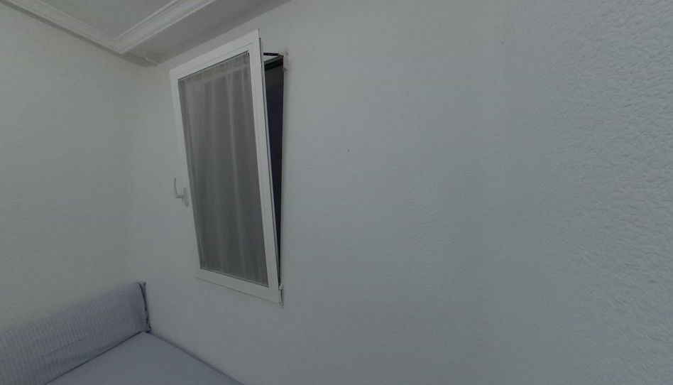 Piso de alquiler en Calle de San Isidoro de Sevilla, Acacias - Imagen 2