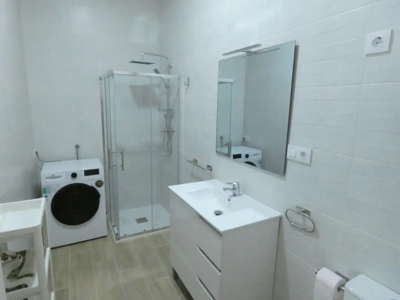 Baño de Apartamento de alquiler en Azuaga con Aire acondicionado y Amueblado