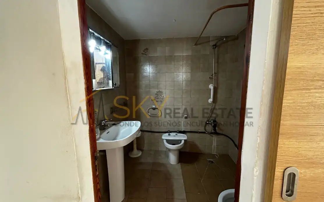 Bany de Casa o xalet en venda en Ariany amb Jardí privat, Terrassa i Traster