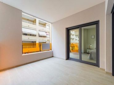 Apartament amb balcó en venda a Calle Mayor