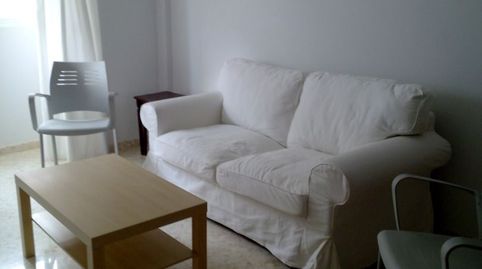 Foto 4 de Piso de alquiler en Poleares, Lucena