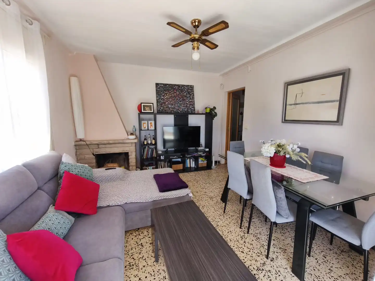 Sala d'estar de Apartament en venda en Mont-roig del Camp amb Terrassa, Traster i Forn