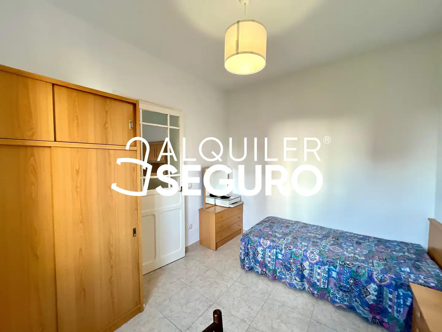 Bedroom of Flat for rent in Madrid  with Heating and Furnished