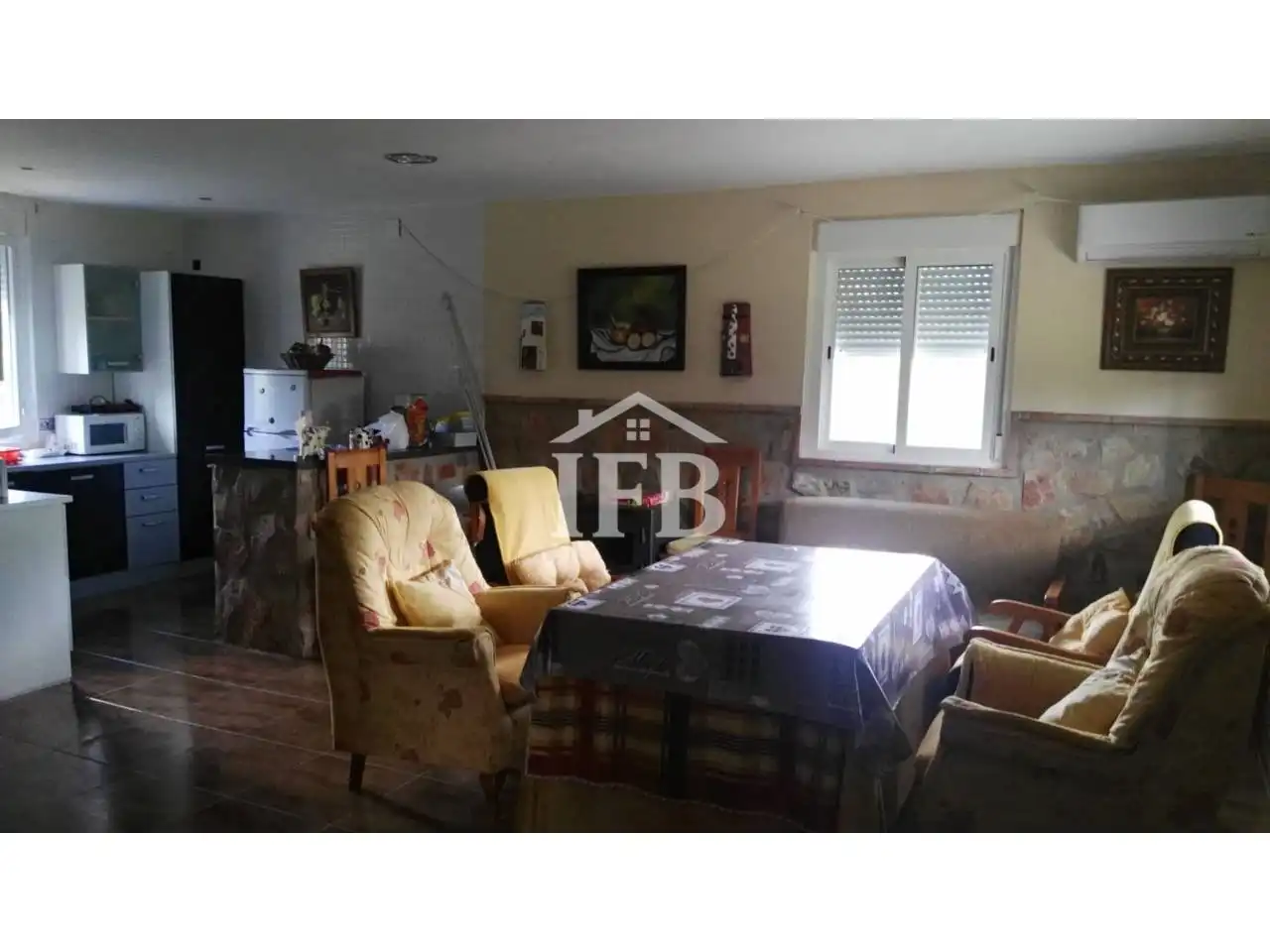 Exterior view of Country homes for sale in Valverde de Leganés  with Air Conditioner, Heating and Private garden