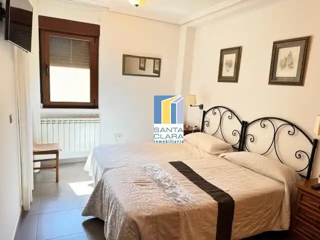 Dormitori de Casa o xalet en venda en Moraleja del Vino amb Aire condicionat, Calefacció i Jardí privat