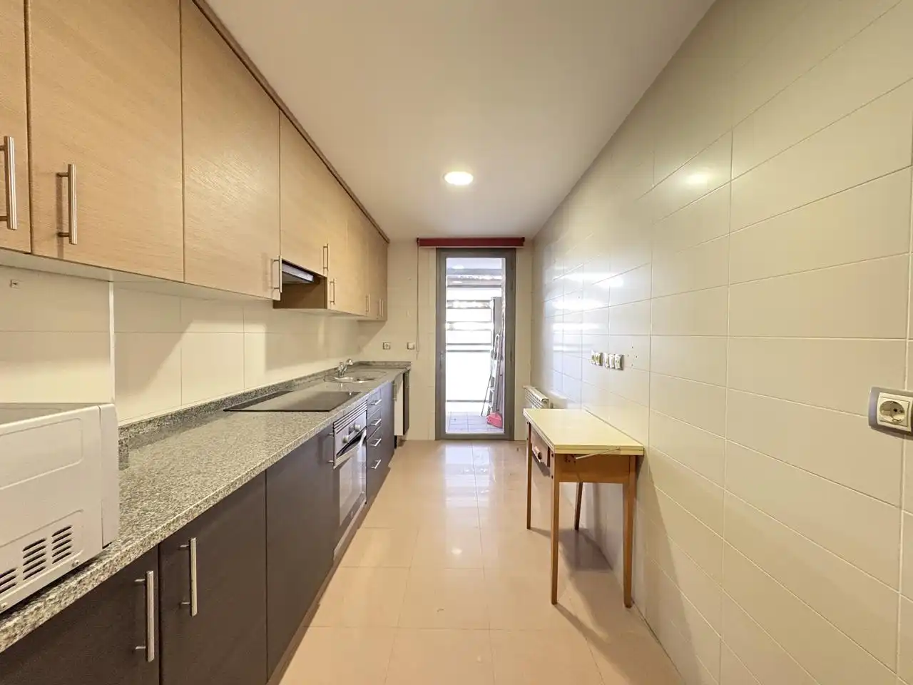 Cocina de Planta baja de alquiler en Las Rozas de Madrid con Aire acondicionado, Calefacción y Terraza