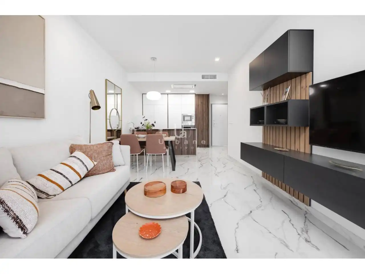 Sala de estar de Ático en venta en San Miguel de Salinas con Aire acondicionado, Terraza y Amueblado