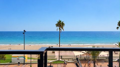 Foto 2 de Apartament en venda a Paseo Marítimo Rey de España, Puerto Deportivo, Fuengirola