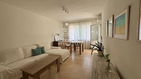 Luminoso apartamento con terraza en pleno centro de Ibiza