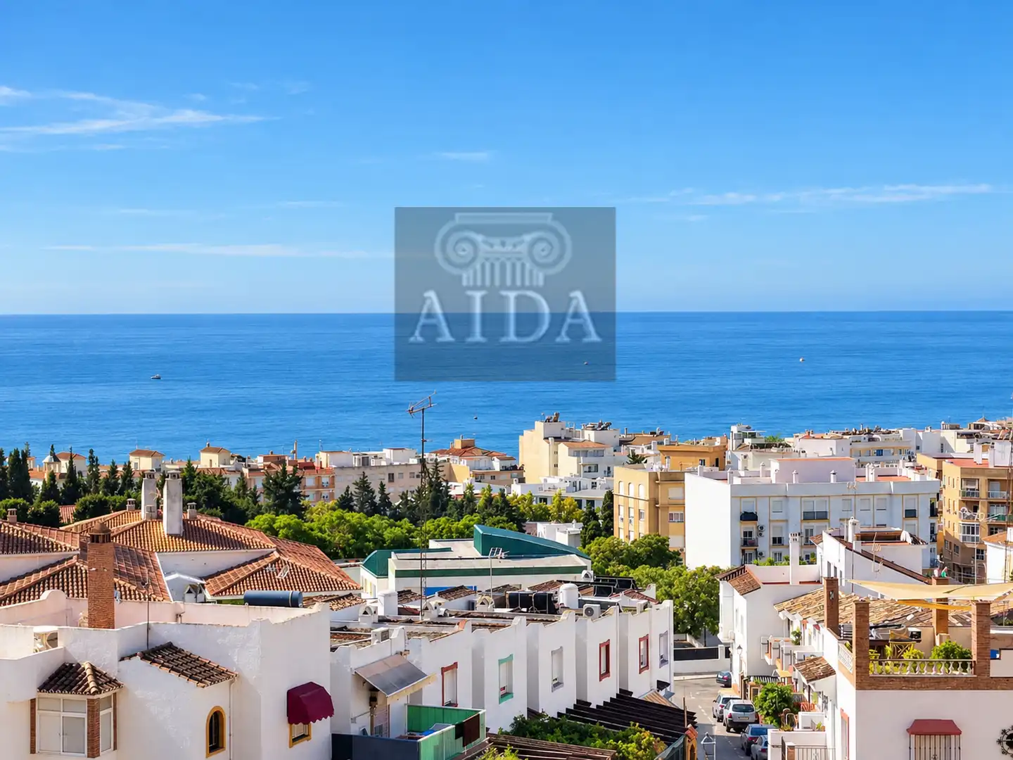 Vista exterior de Pis en venda en Estepona amb Aire condicionat i Terrassa