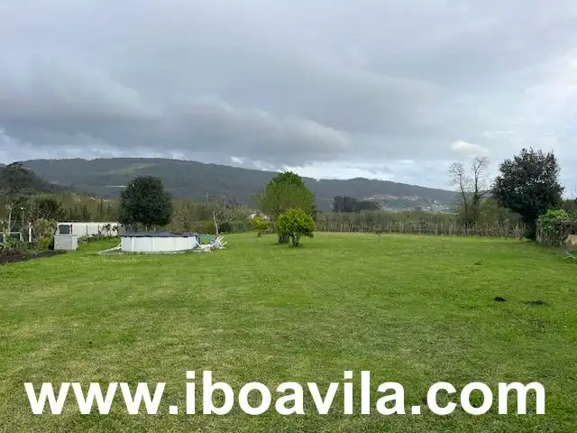 Casa o xalet en venda en Pontevedra Capital  amb Calefacció, Jardí privat i Terrassa